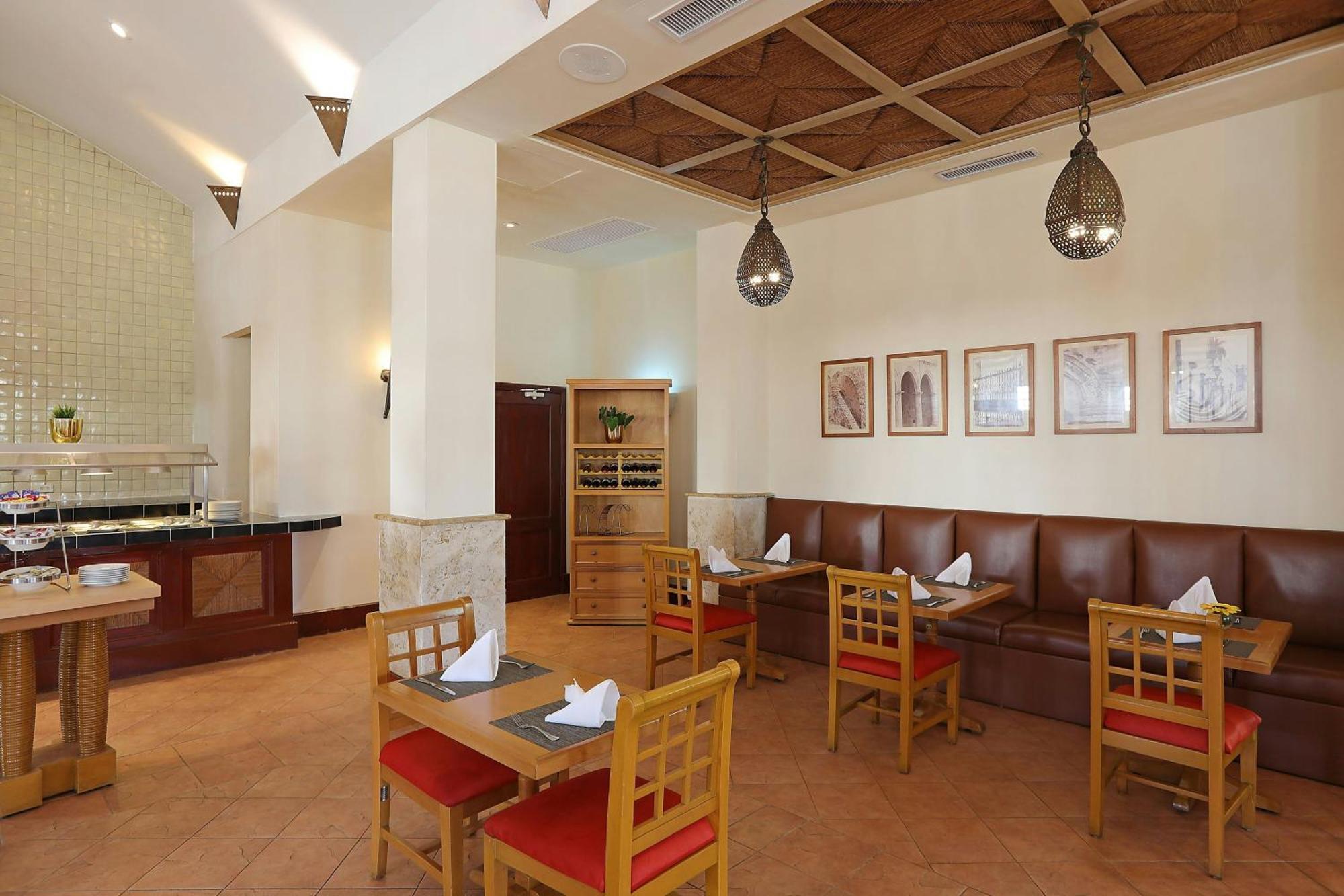 Four Points By Sheraton Santo Domingo Bagian luar foto